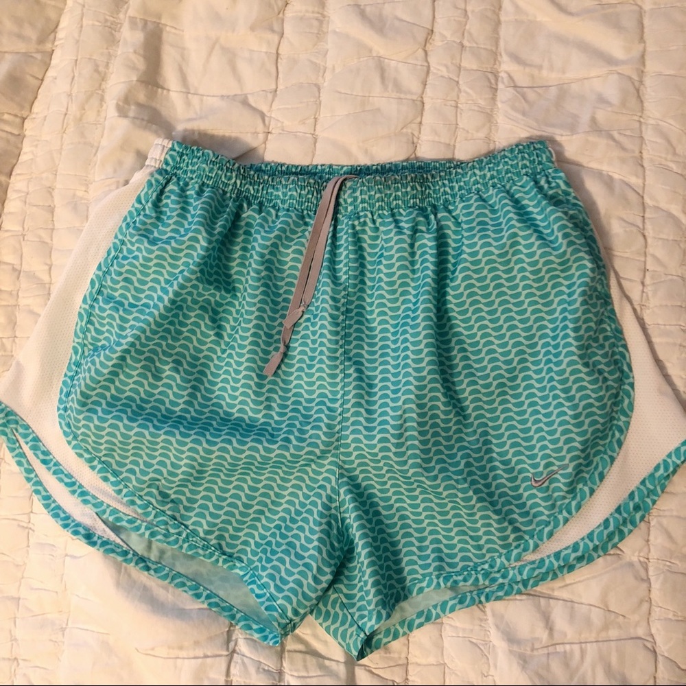 MINT NIKE DRY FIT SHORTS